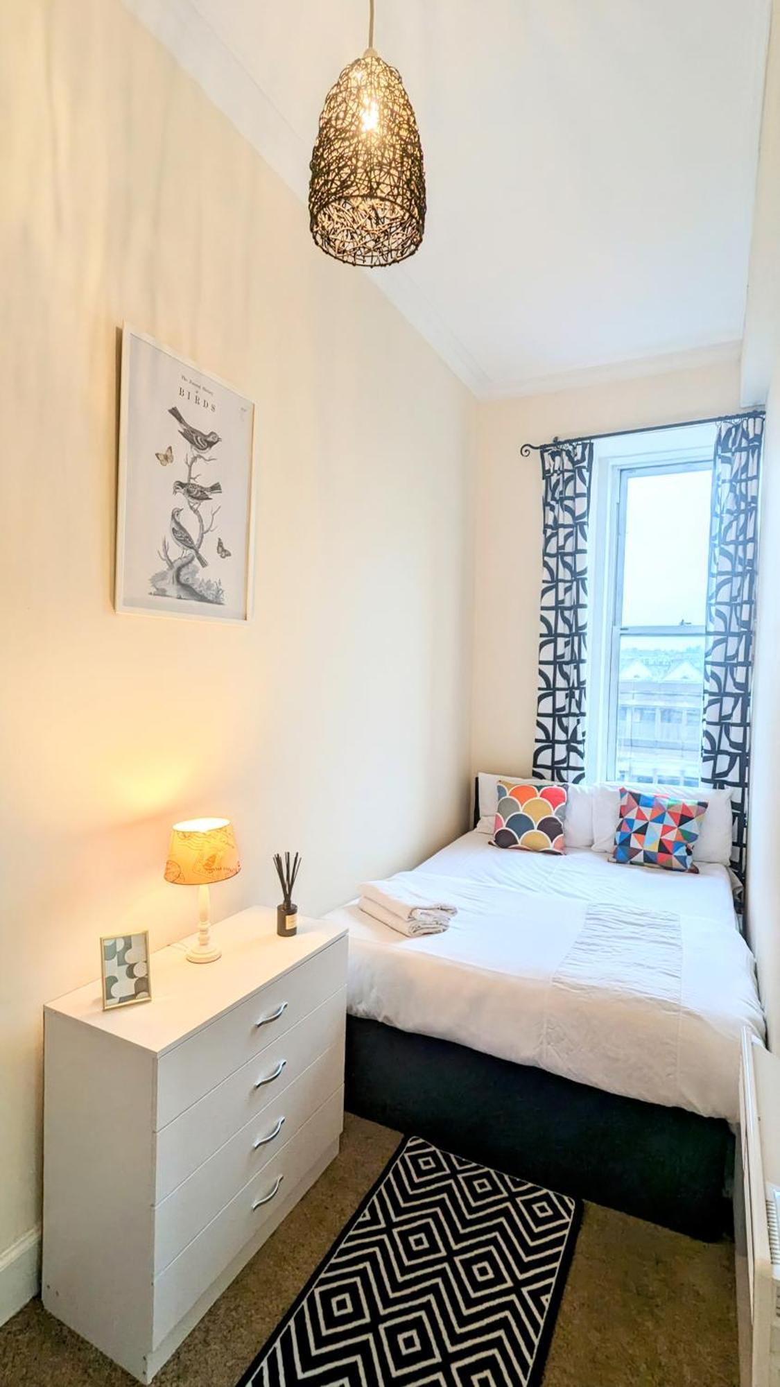 Sunny Haymarket Room Edinburg Exteriör bild